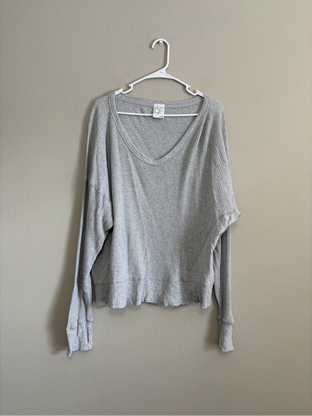 Offline By Aerie Wow! Waffle Knit Oversized  V-neck‎ long sleeve top light gray